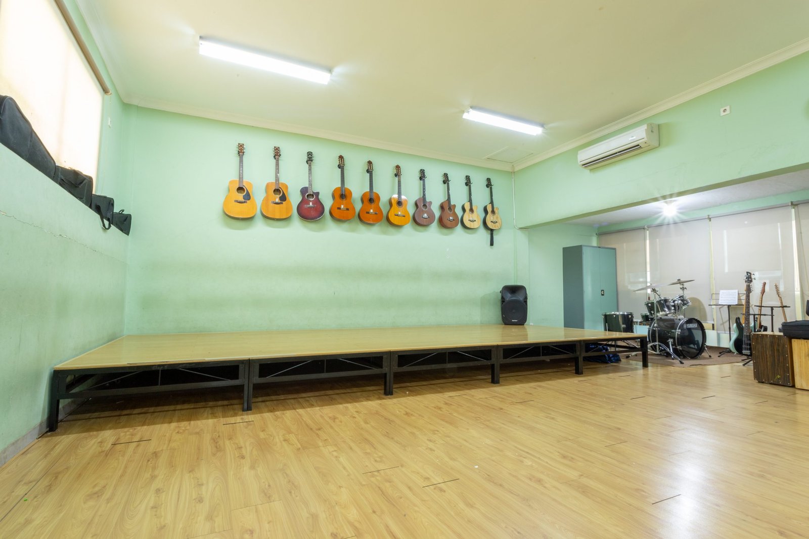 Gambar Ruang Musik